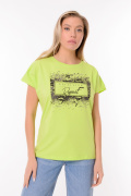 салатовый фото Женская футболка 900709 купить в Одессе по оптовым ценам