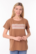 коричневый фото Женская футболка 900770 купить в Одессе по оптовым ценам